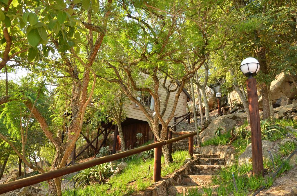Ebundu Lodge Вайт-Рівер Екстер'єр фото